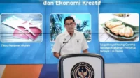 Sandiaga Uno Mendorong Harga Tiket Pesawat Murah
