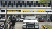 terminal bus merak