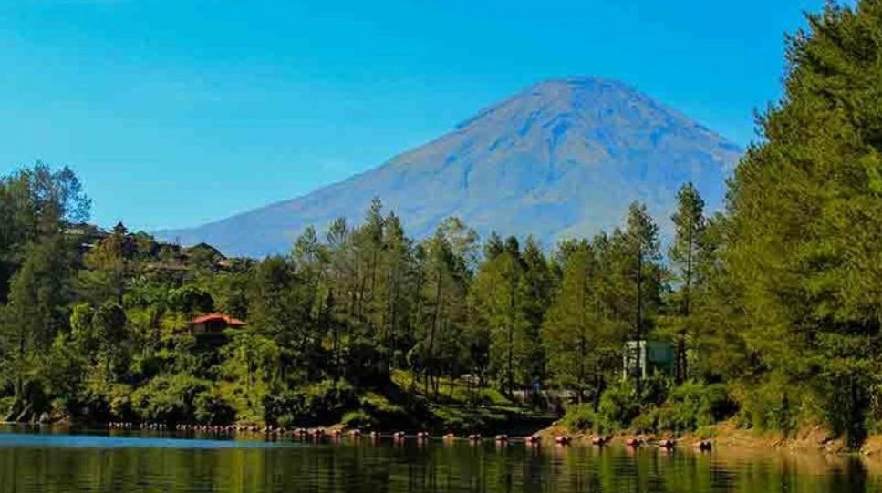 Jam Buka wisata alam telaga menjer