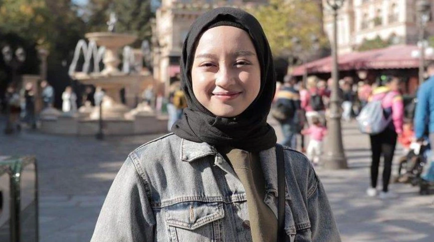 Nenek Tercantik di Indonesia