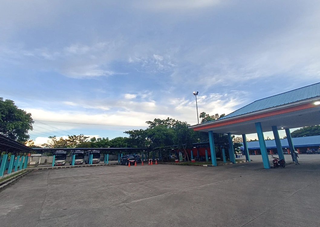Terminal Seruni Cilegon.