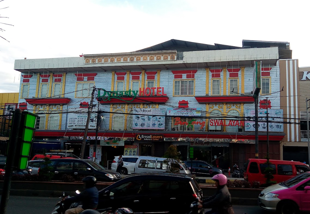 RedDoorz Plus near Simpang Tiga Tritayasa Cilegon