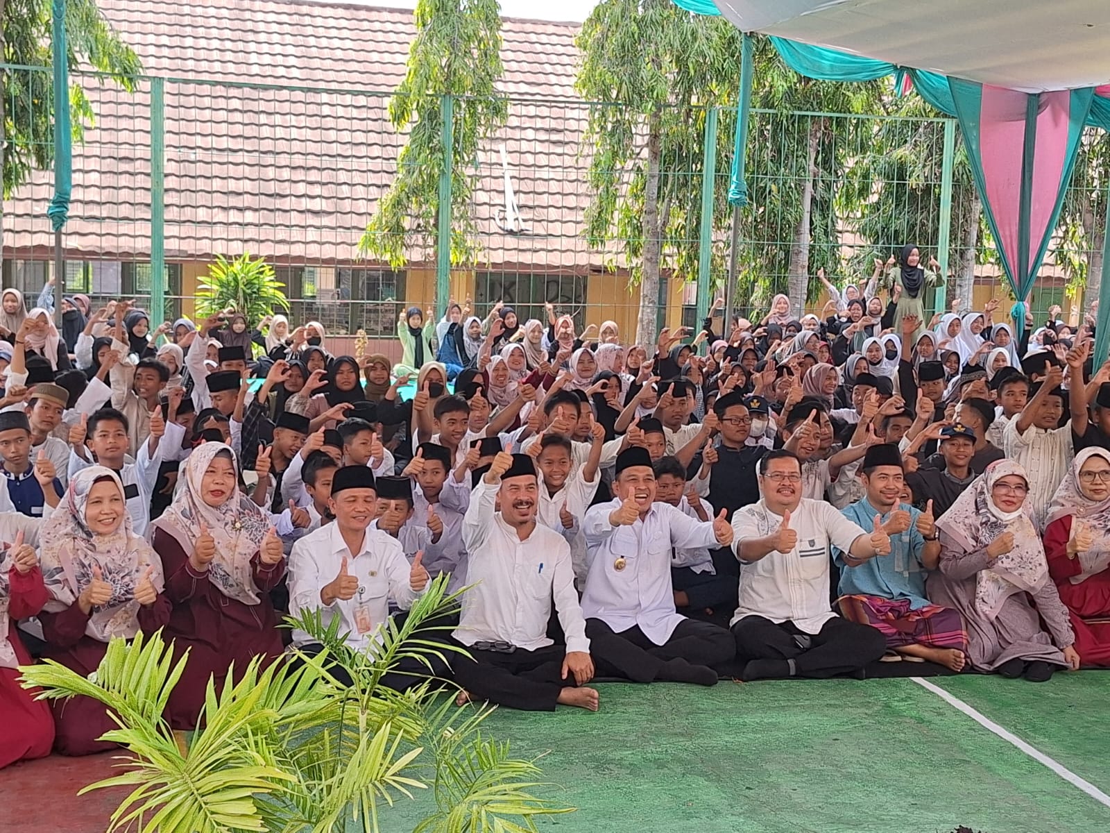 SMP N 8 Cilegon Rayakan Maulid Nabi SAW