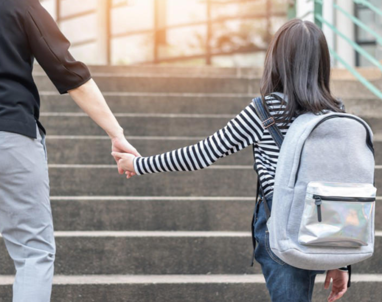 cara tanya anak, aktivitas anak di sekolah, keakraban orang tua dan anak, pertanyaan untuk anak, memahami anak