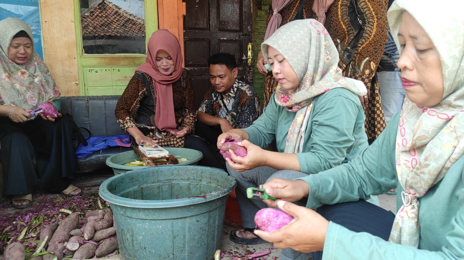 DKPP Cilegon Dorong Ekonomi Keluarga Melalui Olahan Panen