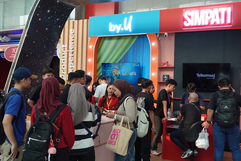 Telkomsel JFK.JPG (1)